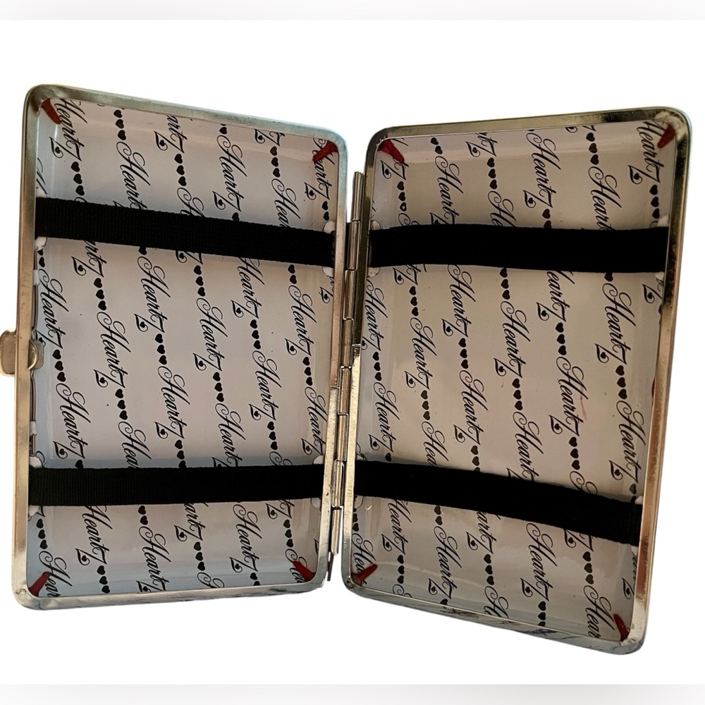 Hostess Pick ☄️🥳 Elegant Brighton Red Heart Pattern Business Card Holder - Picture 2 of 8